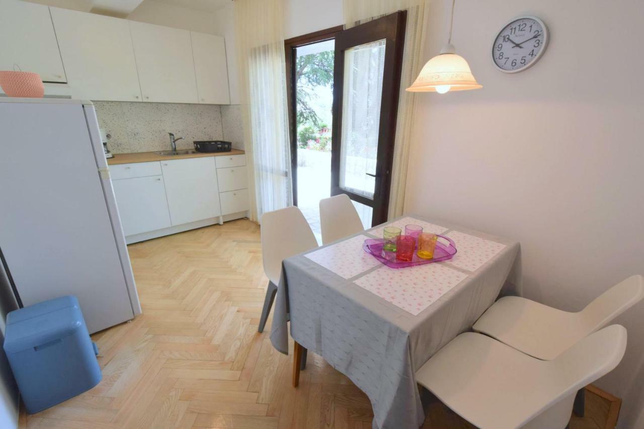 Apartments Jadanec Malinska Luaran gambar