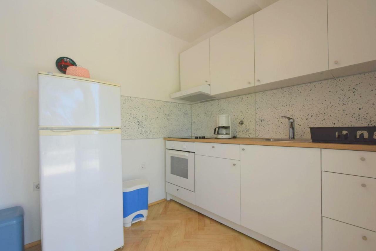 Apartments Jadanec Malinska Luaran gambar